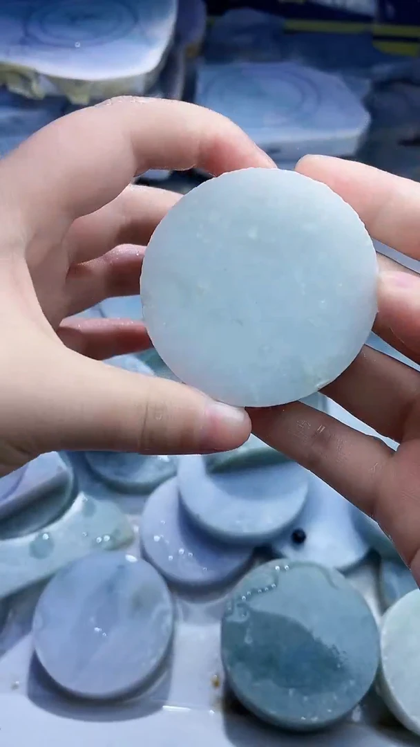 翡翠未镶嵌颈饰翡翠427