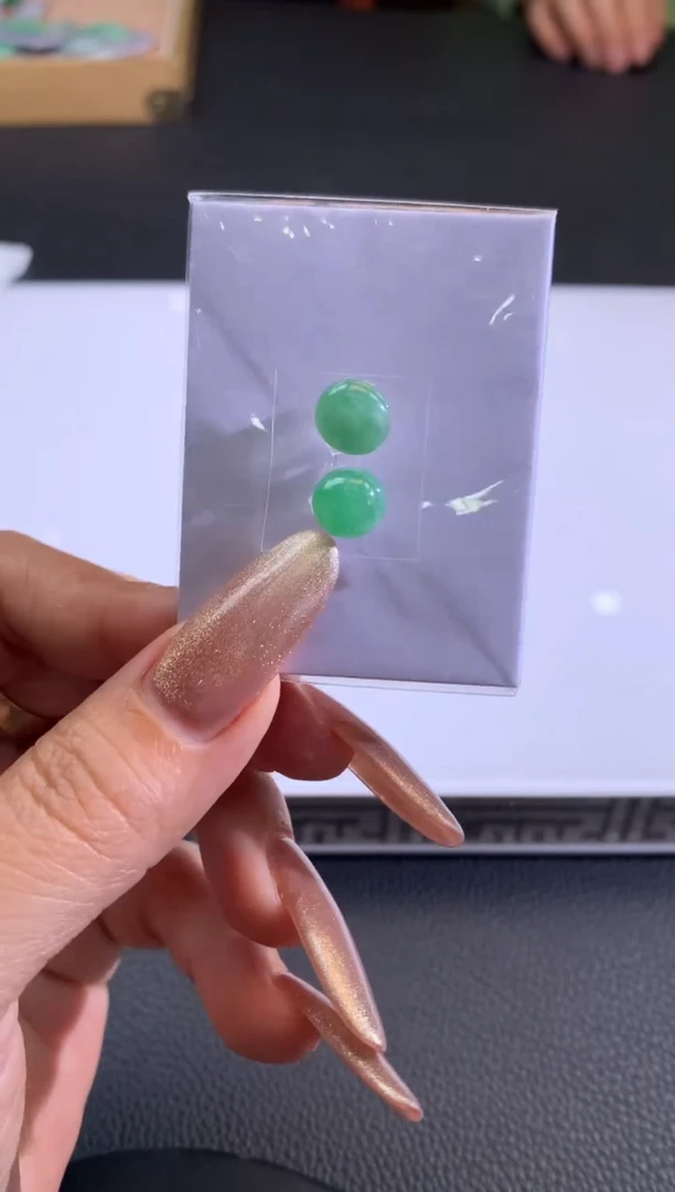 【闪购商品】定制翡翠未镶嵌翡翠