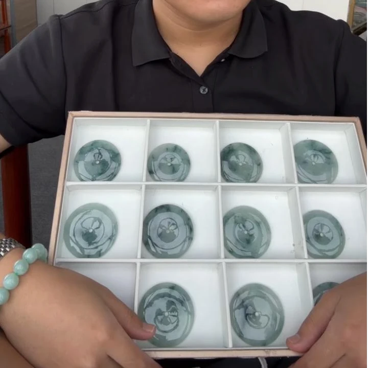 【杰缘珠宝】 A货翡翠国风冰飘花大平安扣吊坠 多样性一件