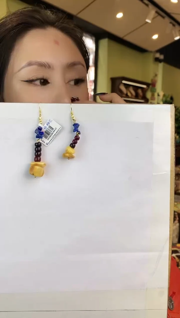 【闪购商品】琥珀耳饰未镶嵌多样性发一