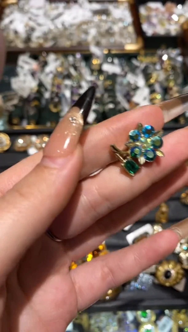 琉璃铜合金楚楚珠宝中古甄选不退换