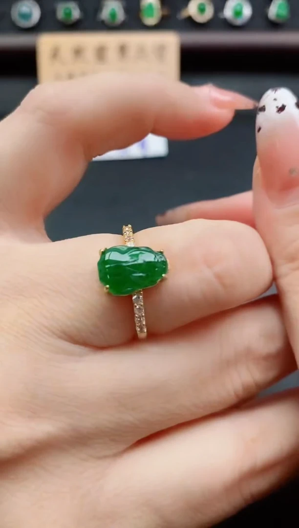 银S925镶嵌戒指翡翠1