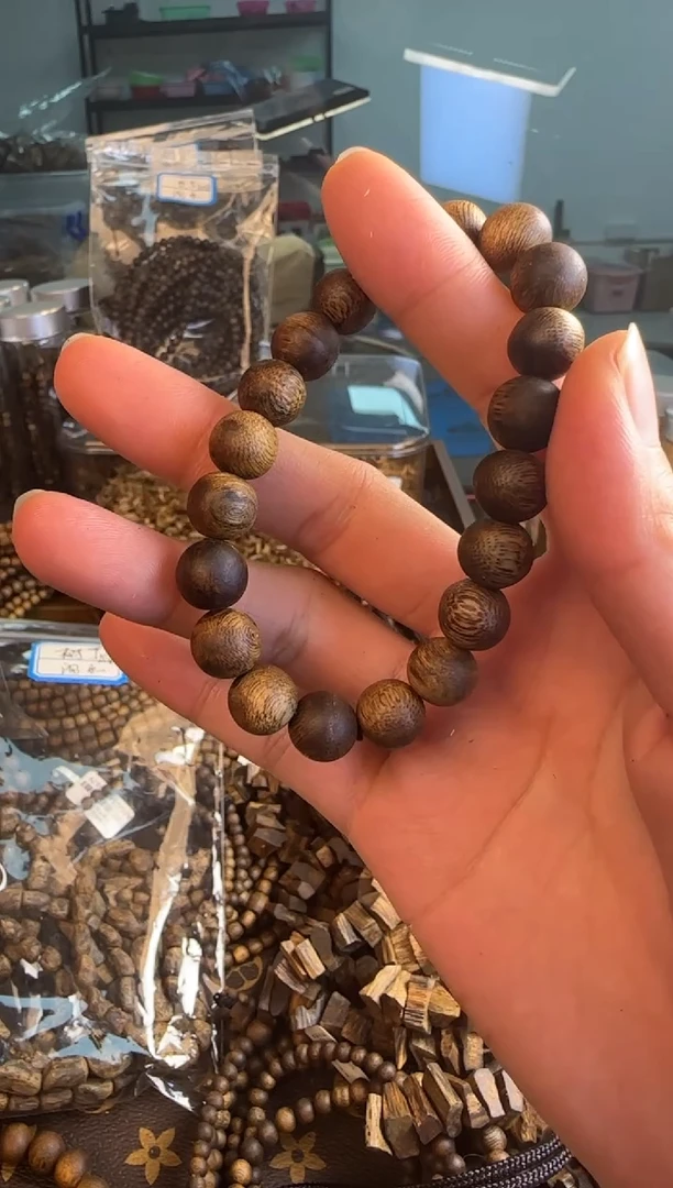 沉香手串电白奇楠沉香手串