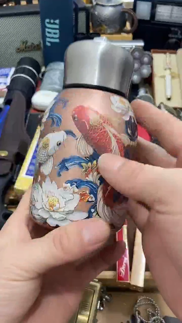 瓷片闪购商品 如图所示