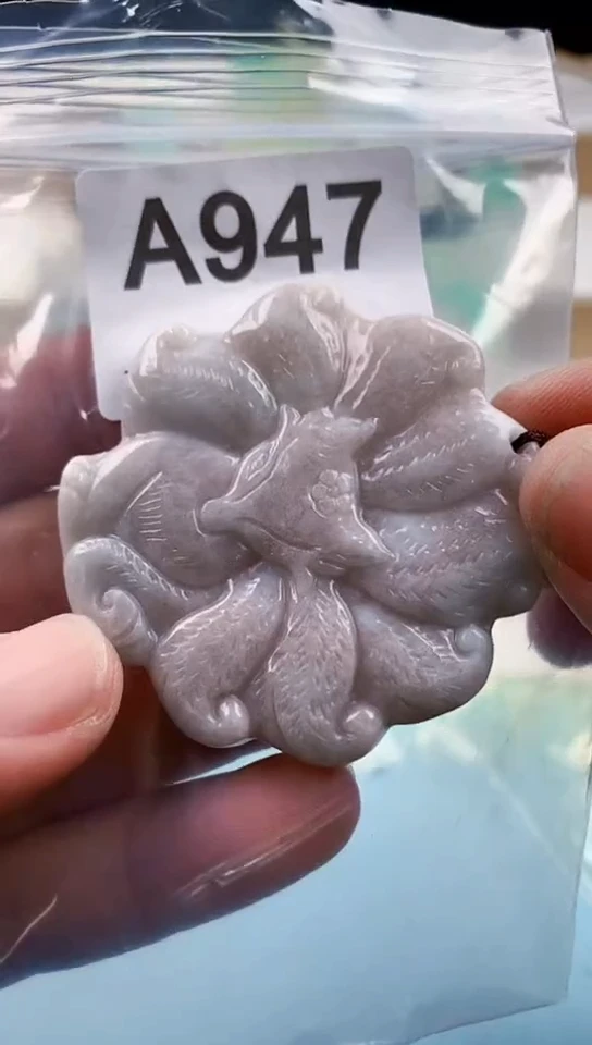 【闪购商品】翡翠挂件未镶嵌天然翡翠吊坠挂件