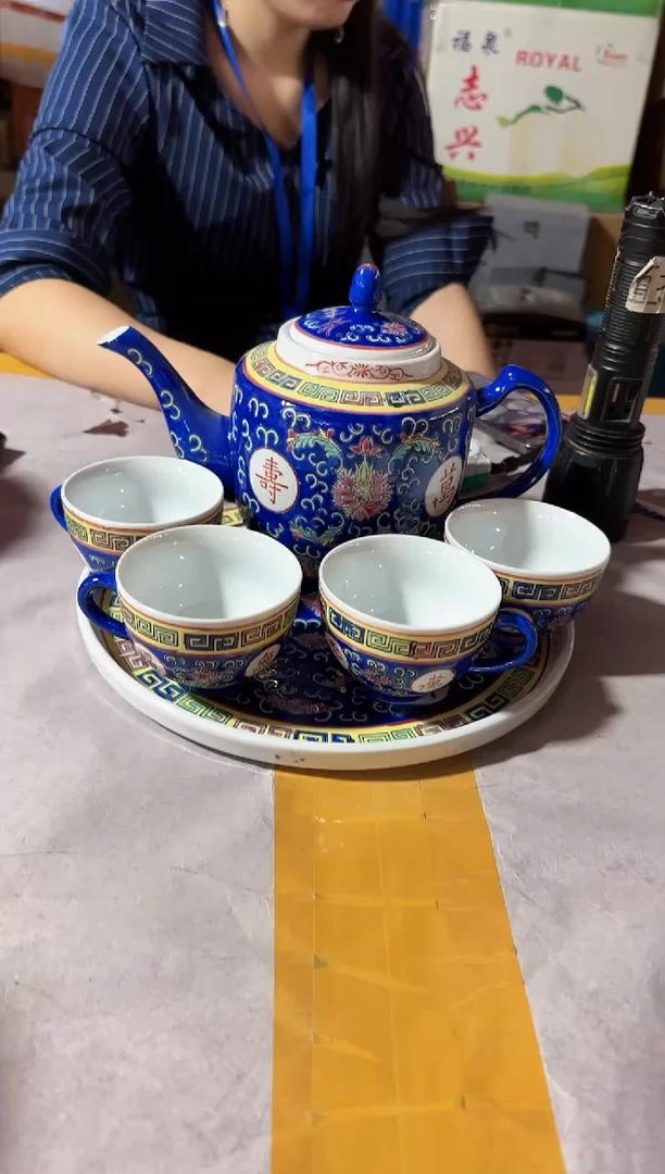 其他B154景德镇制陶瓷一套