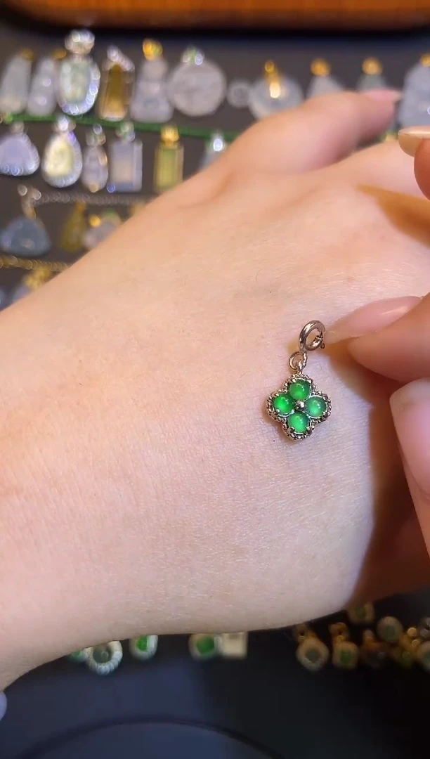 翡翠银S925镶嵌吊坠(不含链)1