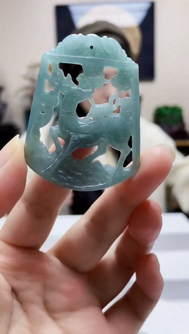 颈饰未镶嵌翡翠吊坠3