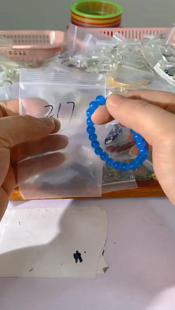 【闪购商品】水晶颈饰银S925镶嵌217红宝，蓝宝，多样性发一件赠链