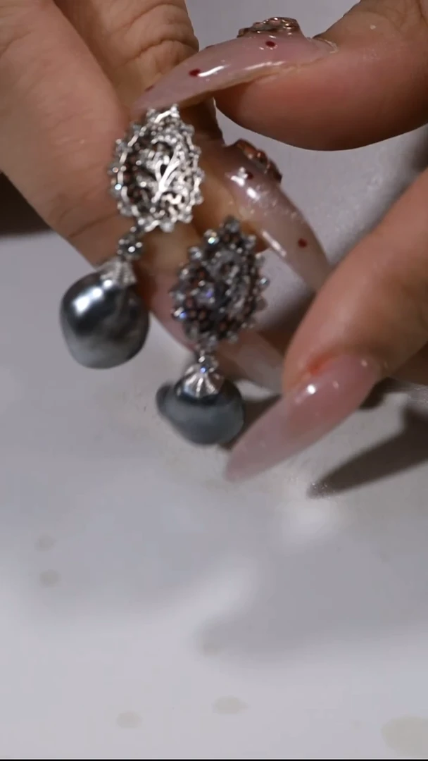 银S925镶嵌耳饰海水珍珠铂金灰keshi款式耳钉