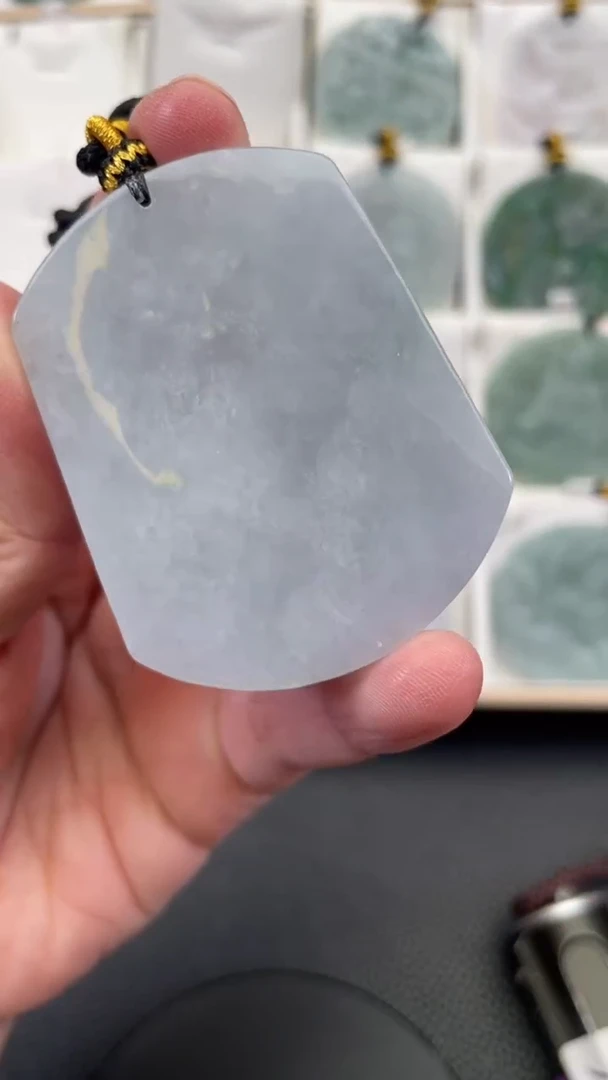 颈饰未镶嵌翡翠天然缅甸翡翠A货 有瑕疵166