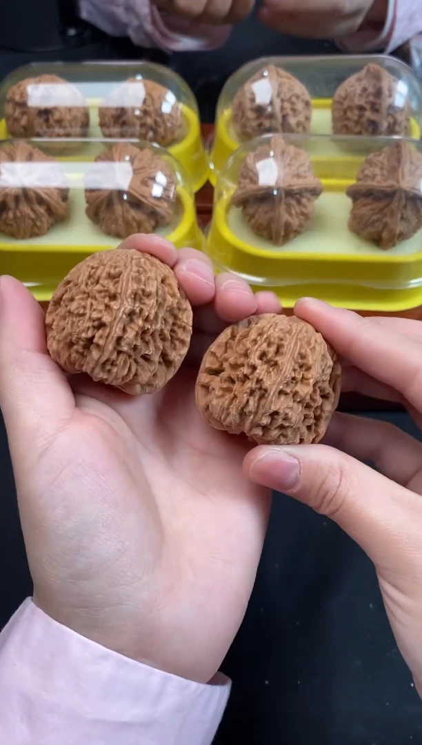 把件文玩核桃南疆石41尺A598