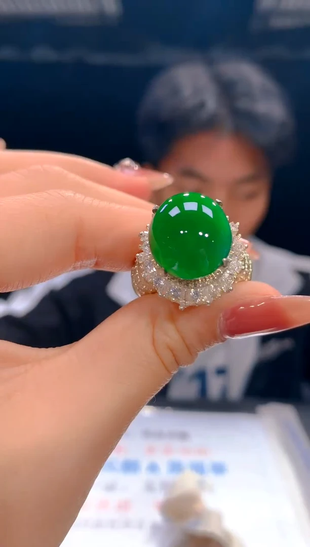 【闪购商品】定制翡翠未镶嵌61定制翡翠-多样性发货（发其一）