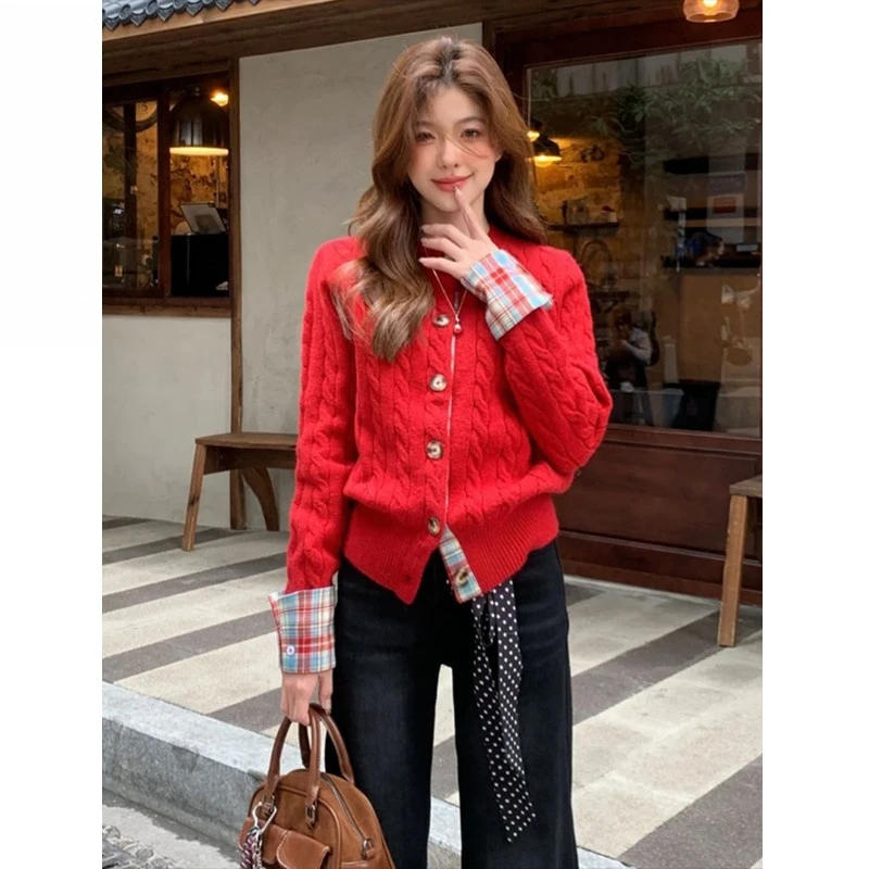 大码胖mm格子拼接长袖麻花针织开衫女冬季新款百搭加厚保暖上衣潮