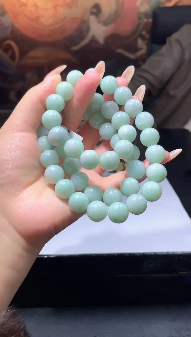 颈饰未镶嵌翡翠多样性发起一