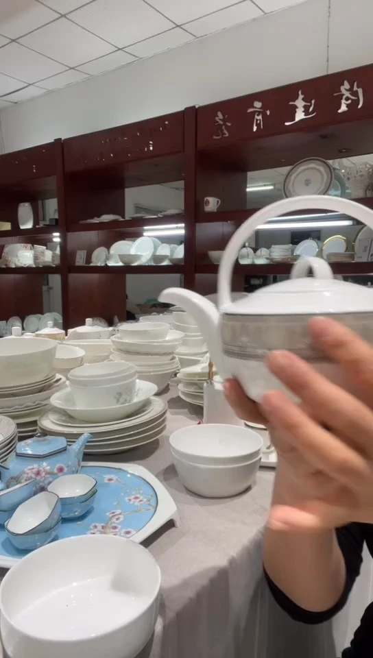 瓷罗马假日茶壶隆达骨瓷