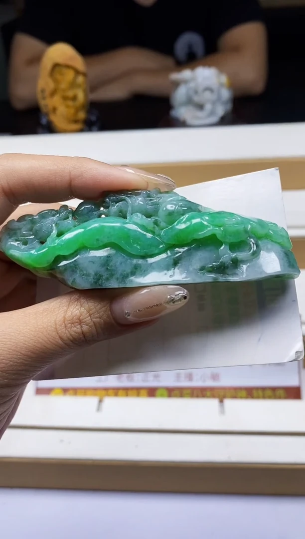颈饰未镶嵌翡翠翡翠A货