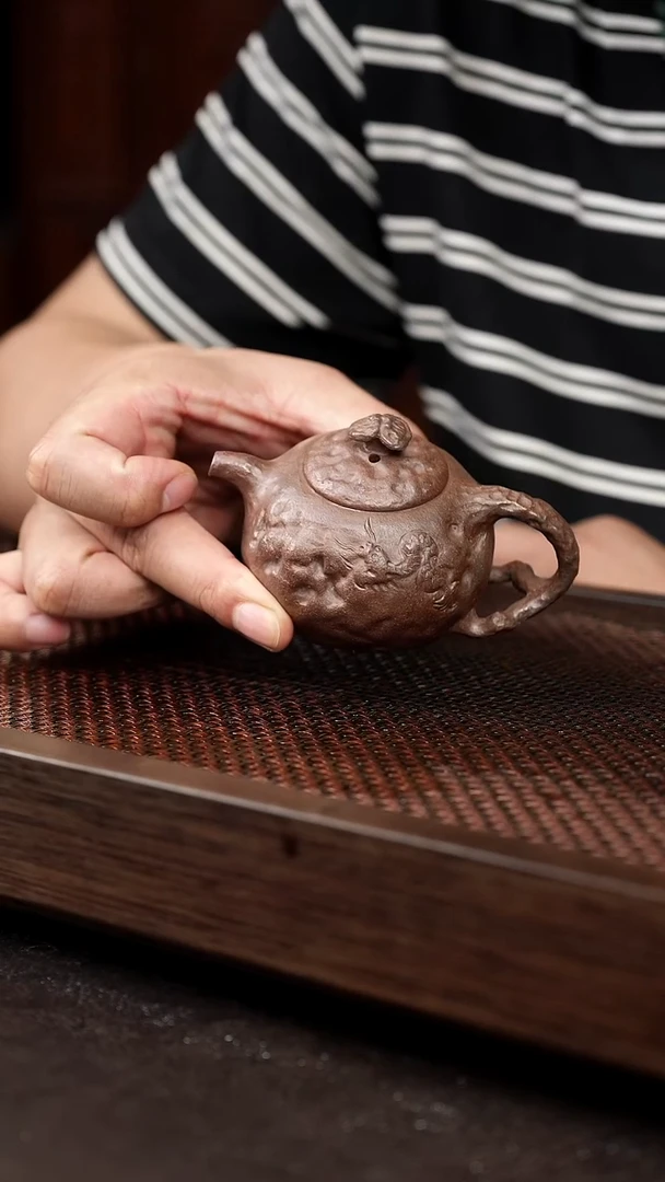 茶壶紫砂岩中泥供春