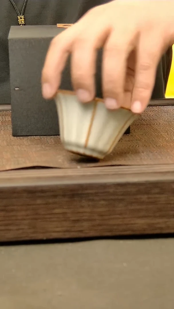 茶盏136=。。。。。。。