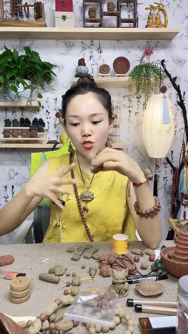 泥塑桂花木犀小狐狸摆件