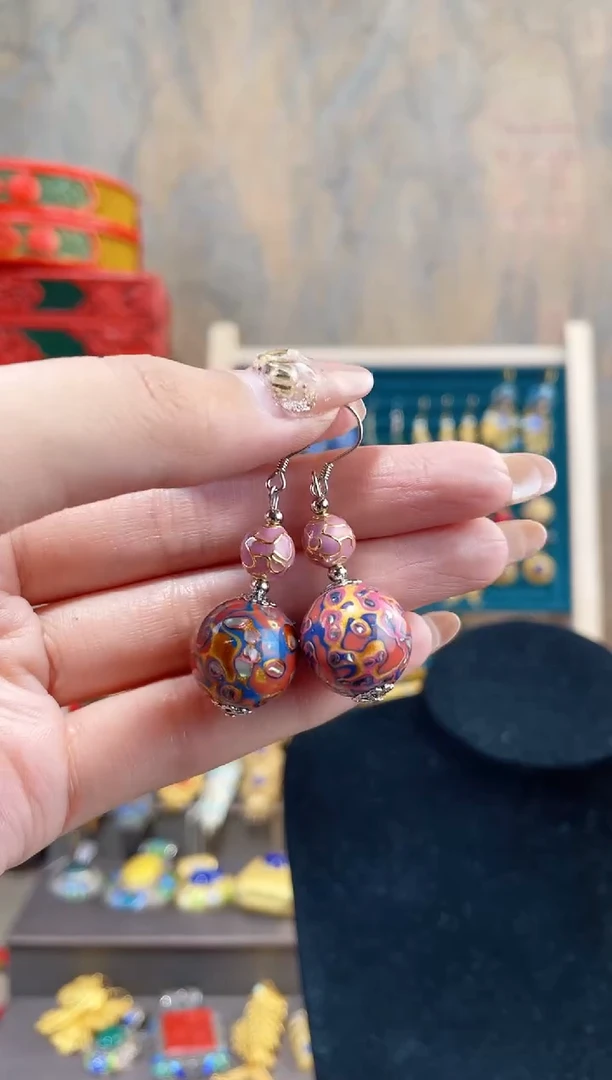 【闪购商品】非遗犀皮漆精品耳环粉蓝色