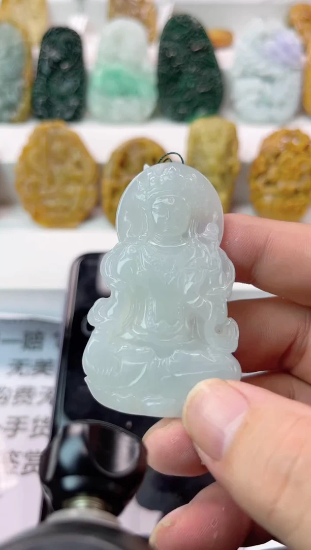 【闪购商品】翡翠颈饰未镶嵌度母