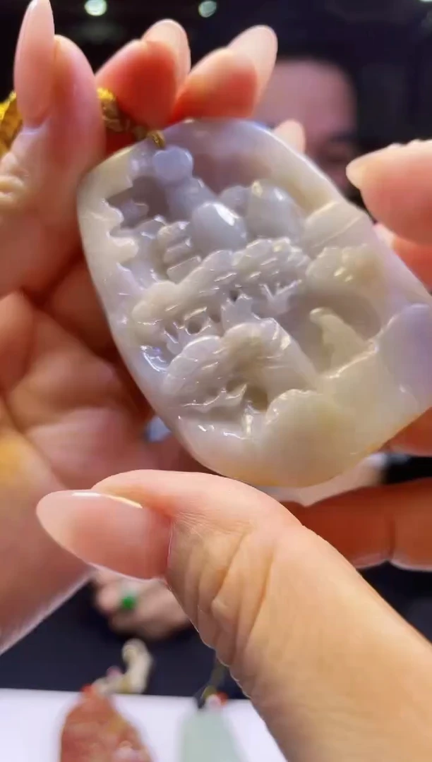 翡翠未镶嵌吊坠(不含链)2