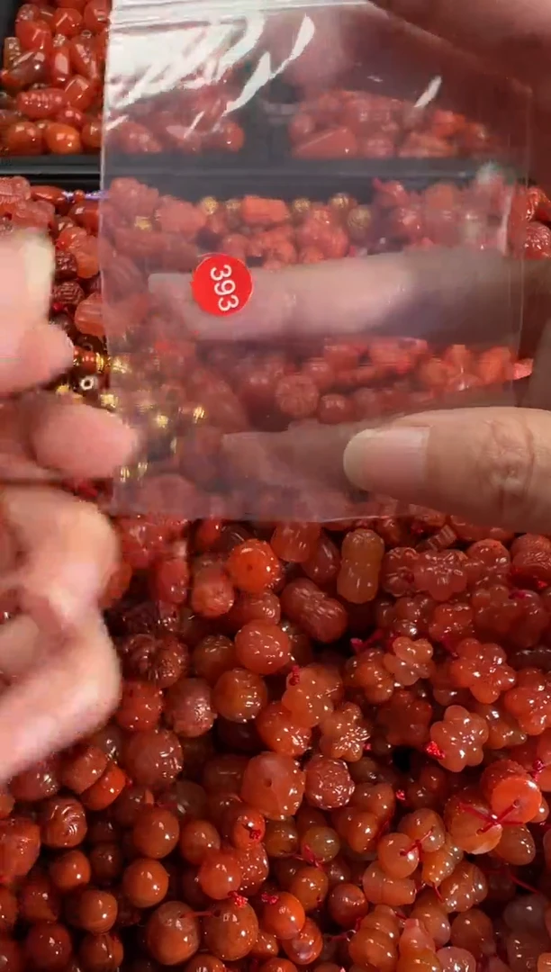 【闪购商品】南红玛瑙颈饰未镶嵌1