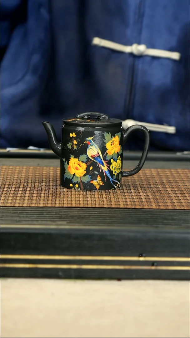 【闪购商品】紫砂茶壶60花鸟汲直 君子兰