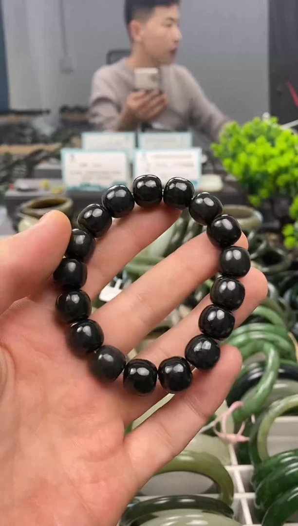 未镶嵌手镯和田玉12mm