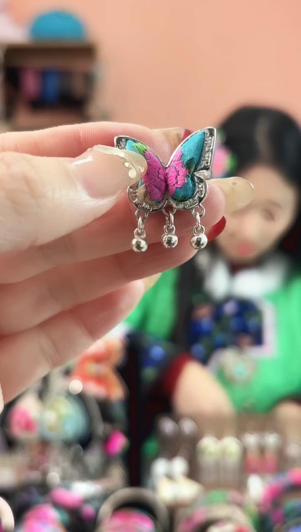 织绣艺枝独绣手工饰品22