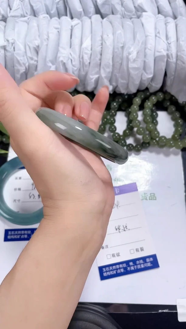 未镶嵌金丝玉石英质玉004 天山翠 54-55