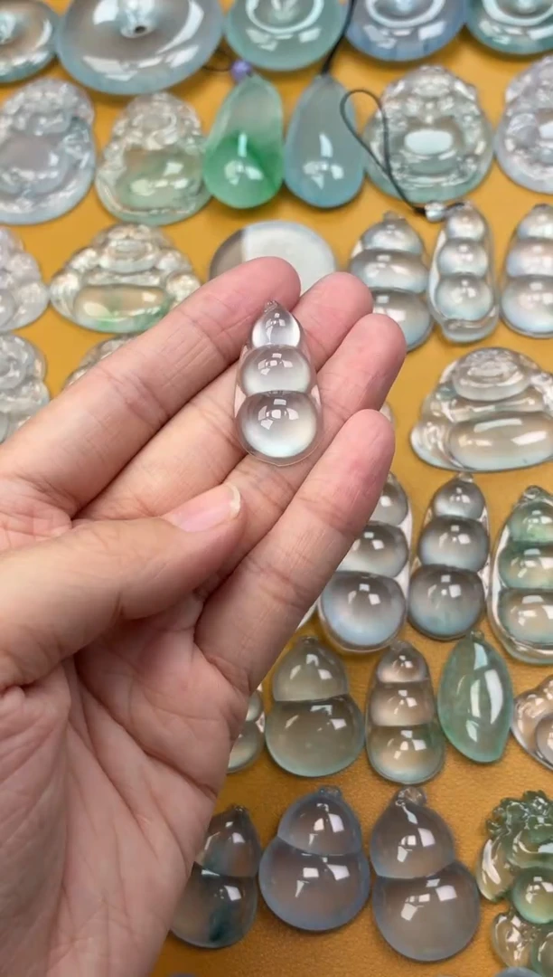 吊坠(不含链)未镶嵌翡翠26 豆子 30.9 15.9 5.9