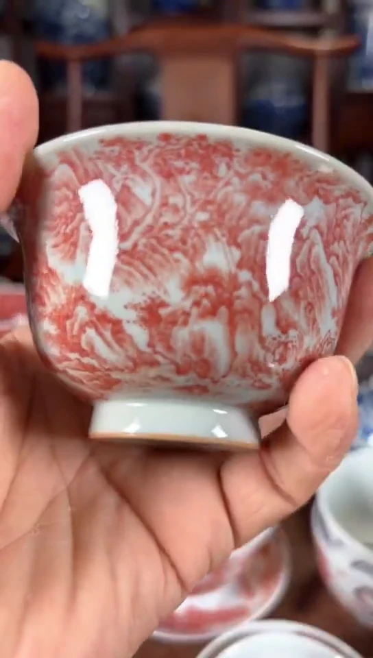 柴窑釉里红仿古山水纹杯杯瑕疵