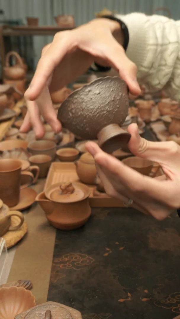 原矿老岩泥精工  复古肌理高足普洱杯