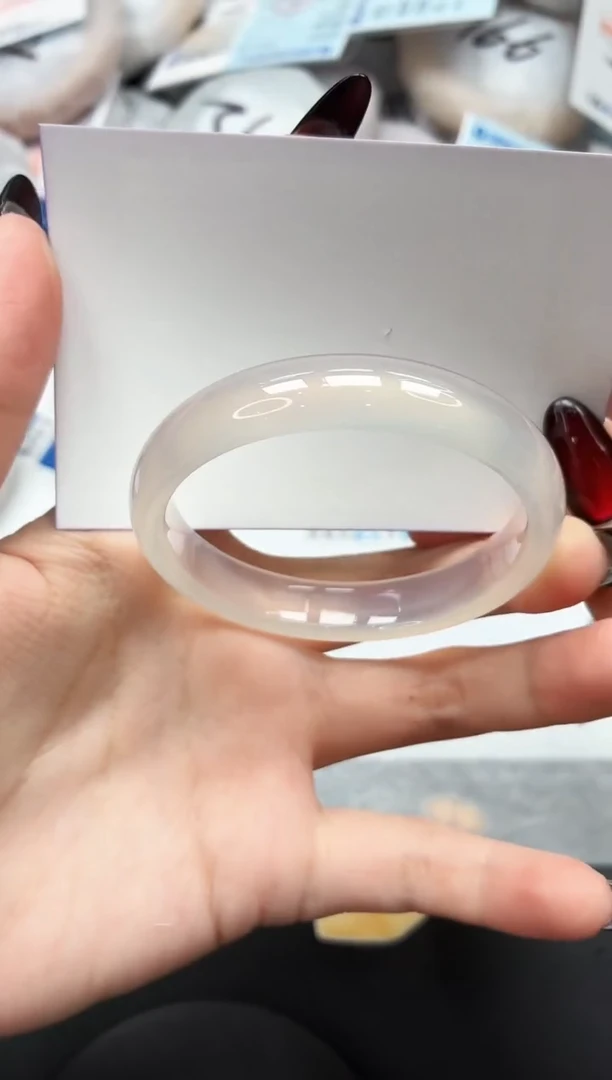 未镶嵌手镯石英质玉151/荔枝52.5