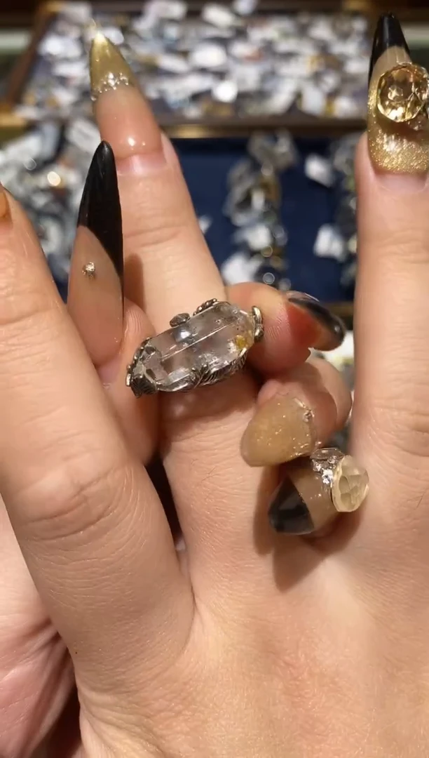 银S925镶嵌戒指水晶楚楚珠宝中古甄选不退换