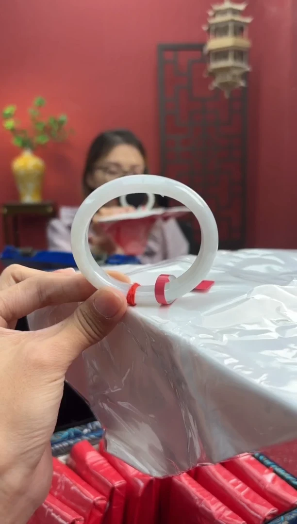 未镶嵌手镯（贵妃镯）翡翠翡翠手镯9