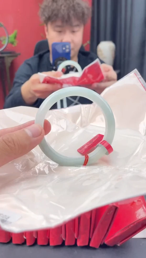 未镶嵌手镯翡翠4