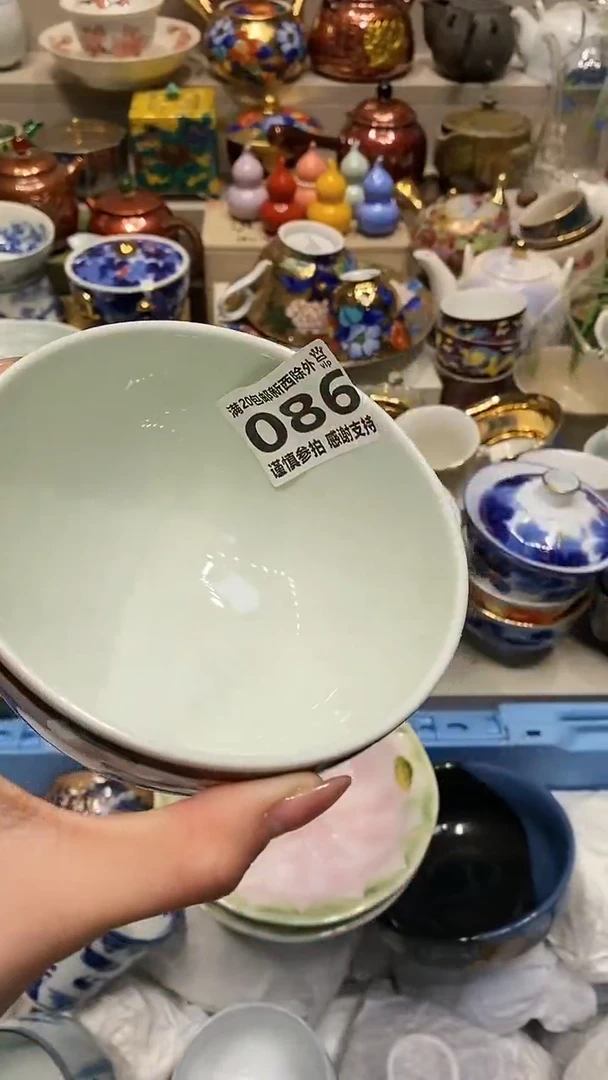 瓷片๛****³自动截取直播间实时画面