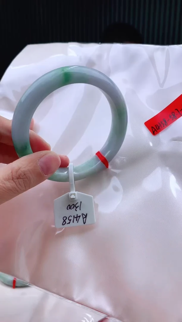 未镶嵌手镯翡翠装**袋58