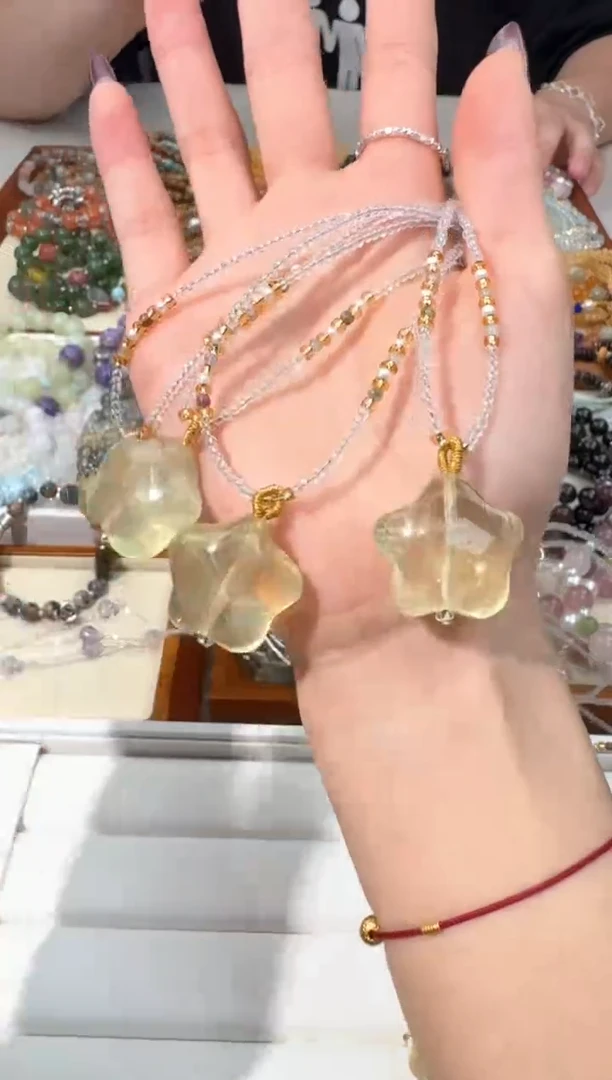【闪购商品】水晶手链未镶嵌B005黄水星星项链