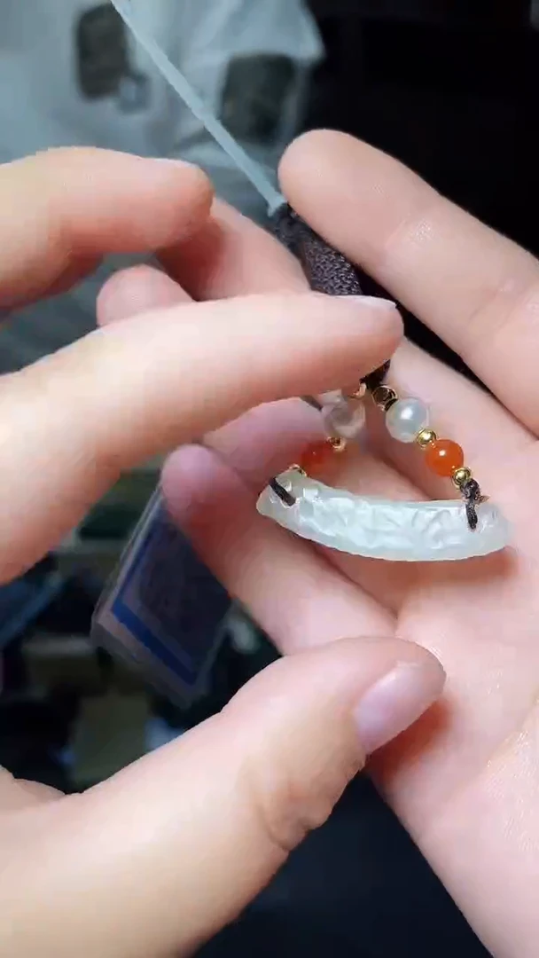 【闪购商品】和田玉（糖玉）颈饰未镶嵌1