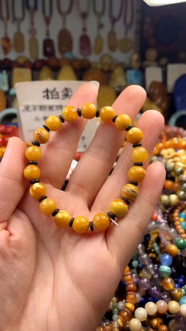 裸石琥珀未镶嵌我****字 （一物一件）166135