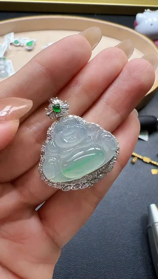 颈饰18K金镶嵌翡翠KJSY0909-015