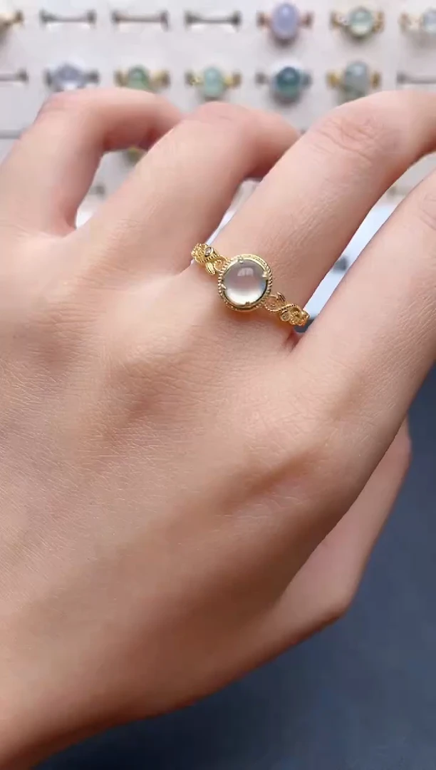 【闪购商品】翡翠戒指银S925镶嵌一物一证一礼盒