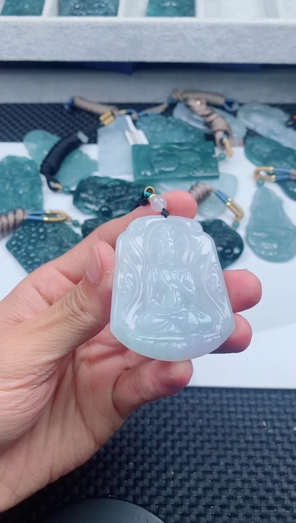 翡翠未镶嵌颈饰11111111