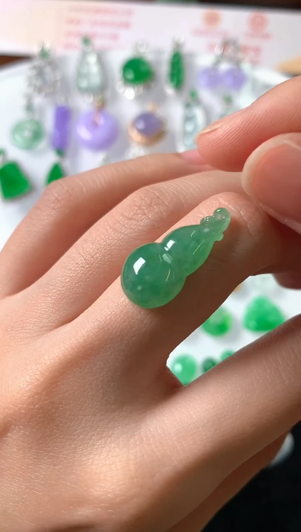 未镶嵌定制翡翠裸石（镶嵌定制）