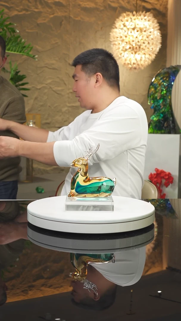 【闪购商品】摆件福利双色鹿摆件小号