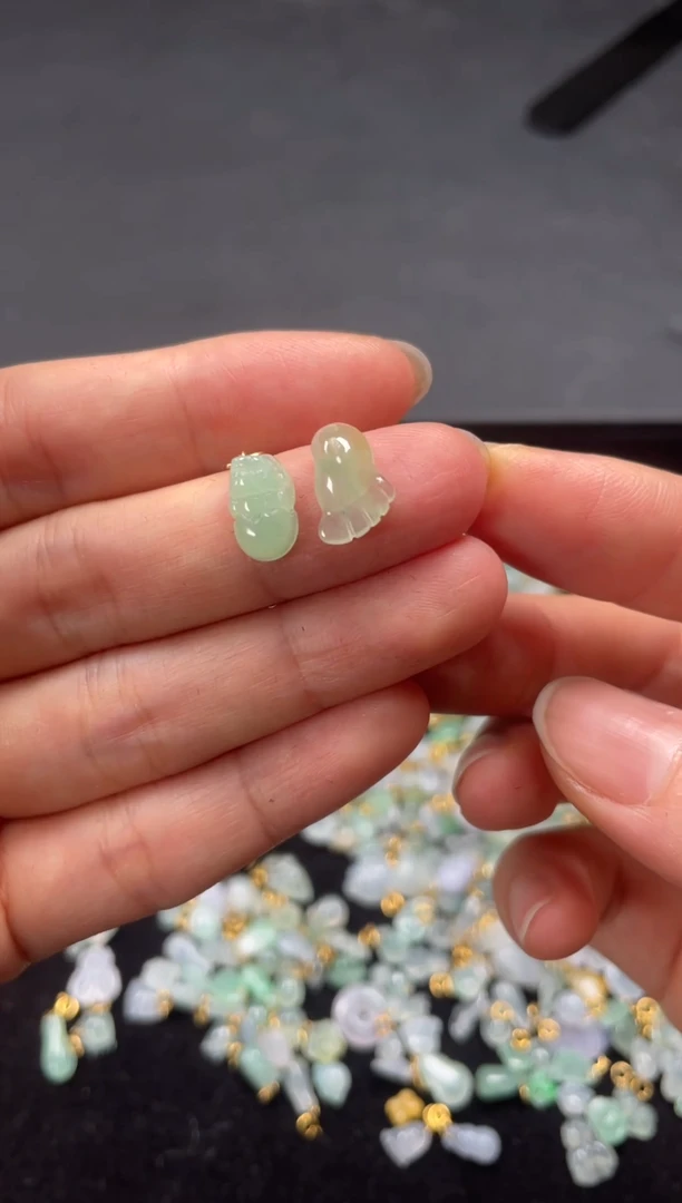 翡翠银S925镶嵌吊坠(不含链)2个  131